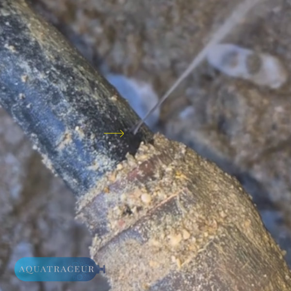 Technicien Aquatraceur en intervention de détection de fuite